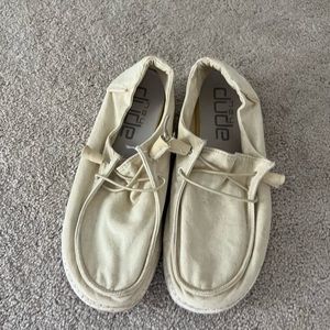 Wendy Hey Dudes Womens Beige